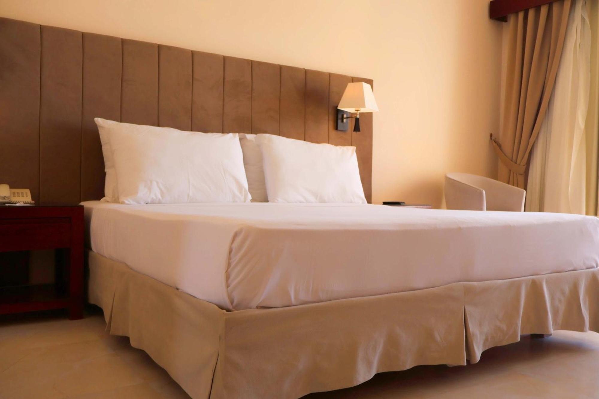 Brayka Bay Reef Resort Abu Dabab Exterior foto